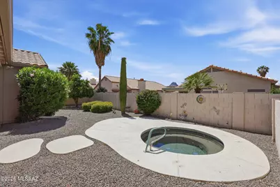 8047 N Arcata Drive, Tucson, AZ 85743 - Photo 32