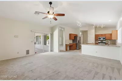 8047 N Arcata Drive, Tucson, AZ 85743 - Photo 12