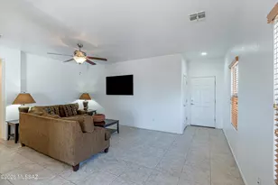 21163 E Treasure Rd, Red Rock, AZ 85145 - Photo 8