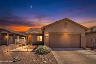 21163 E Treasure Rd, Red Rock, AZ 85145 - Photo 2