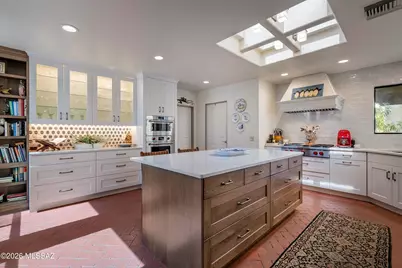 6631 N Los Leones Drive, Tucson, AZ 85718 - Photo 12