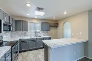 11001 E Indigo Bush Pl, Tucson, AZ 85748 - Photo 4