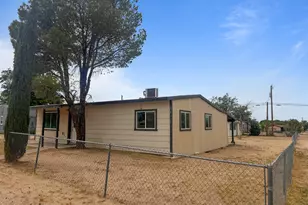 197 E Pearl St, Benson, AZ 85602 - Photo 2