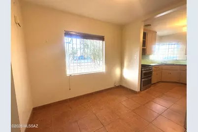 5018 E 18th Street, Tucson, AZ 85711 - Photo 4