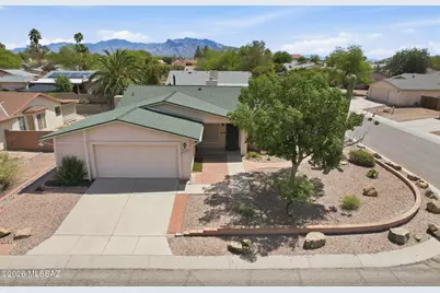 8470 N Star Grass Drive, Tucson, AZ 85742 - Photo 1