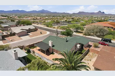 8470 N Star Grass Drive, Tucson, AZ 85742 - Photo 6