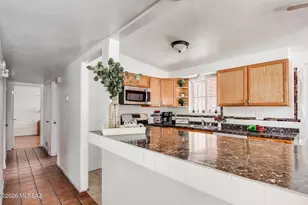 704 W Western Pl, Nogales, AZ 85621 - Photo 10