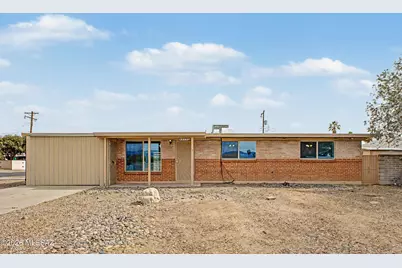 6676 E Calle Dened, Tucson, AZ 85710 - Photo 1