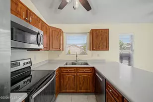 1691 W Camino Acierto, Sahuarita, AZ 85629 - Photo 10