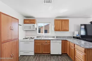 3720 E Monte Vista Dr, Tucson, AZ 85716 - Photo 14