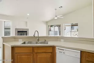10227 E Watson Dr, Tucson, AZ 85730 - Photo 16