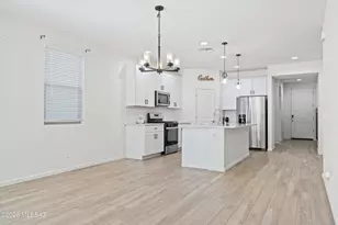 12486 N Reeves Pl, Marana, AZ 85653 - Photo 6
