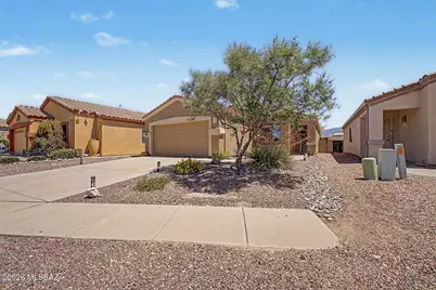 9877 E Spanish Flower Court, Tucson, AZ 85748 - Photo 2
