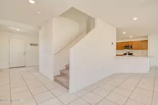 8811 E Stone Meadow Cir, Tucson, AZ 85730 - Photo 8
