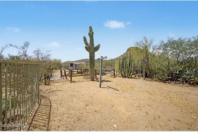 6670 N Desert View Drive, Tucson, AZ 85743 - Photo 34