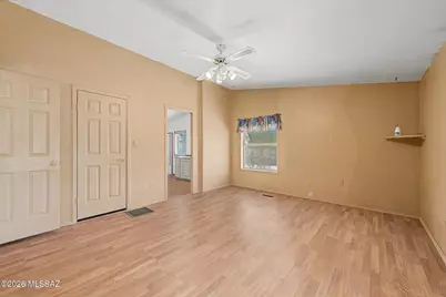 6670 N Desert View Drive, Tucson, AZ 85743 - Photo 18