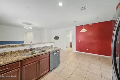 11377 W Folsom Point Drive, Marana, AZ 85658 - Photo 10