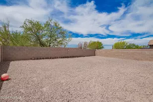 8569 W Amazilia Pl, Tucson, AZ 85757 - Photo 14