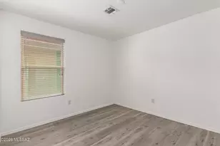8569 W Amazilia Pl, Tucson, AZ 85757 - Photo 14