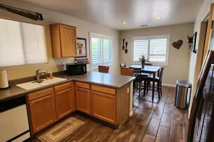 2411 E Skipping Rock Way, Oro Valley, AZ 85737 - Photo 14