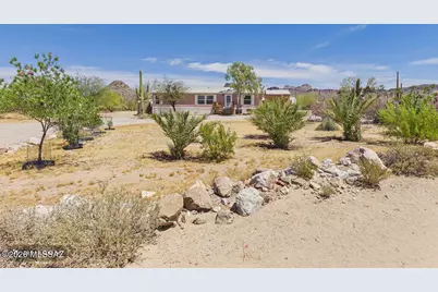 10020 W Horse Mesa Trail, Tucson, AZ 85743 - Photo 2