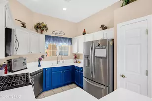1472 W Cathedral Way, Oro Valley, AZ 85737 - Photo 12