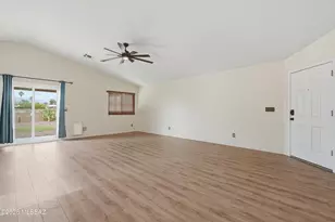 9699 E Vendela St, Tucson, AZ 85748 - Photo 4