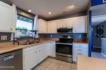 2002 S Camino Seco, Tucson, AZ 85710 - Photo 8