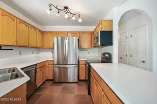 2350 N Saddlewood Ranch Dr, Tucson, AZ 85745 - Photo 10