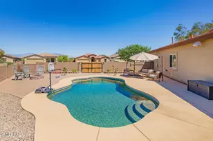 8241 N Stonehill Dr, Tucson, AZ 85743 - Photo 38