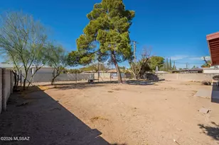 2020 S Avenida Ursa, Tucson, AZ 85710 - Photo 28