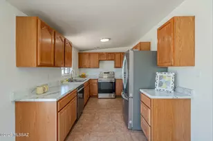 2020 S Avenida Ursa, Tucson, AZ 85710 - Photo 4