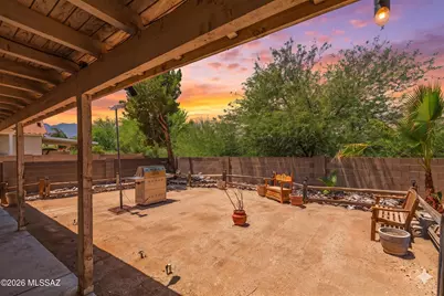 226 S Sonoran Heights Drive, Tucson, AZ 85748 - Photo 6