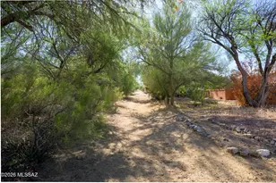 1208 S Alpine Cir, Green Valley, AZ 85614 - Photo 20