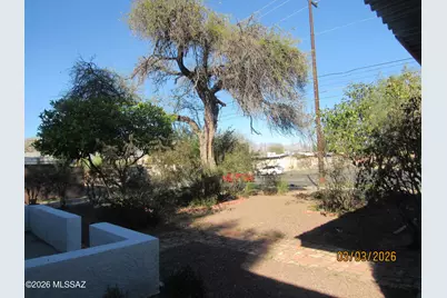 2709 N Alvernon Way, Tucson, AZ 85712 - Photo 2
