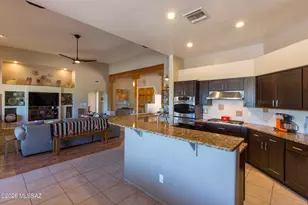 3527 W Desert Tulip Ct, Tucson, AZ 85745 - Photo 12