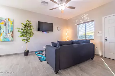 901 E 36th Street #2, Tucson, AZ 85713 - Photo 4