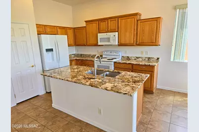 9579 E Corte Del Sol Brillante, Tucson, AZ 85748 - Photo 6
