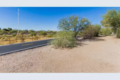 2036 E River Road #104, Tucson, AZ 85718 - Photo 18