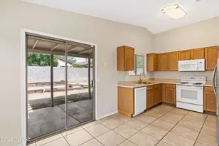 [Address not provided], Tucson, AZ 85746 - Photo 10