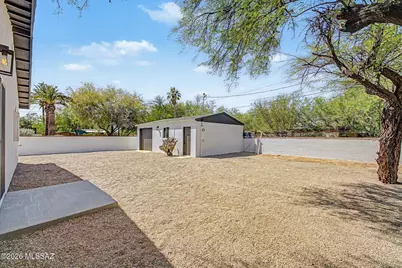 2551 E Monte Vista Drive, Tucson, AZ 85716 - Photo 26