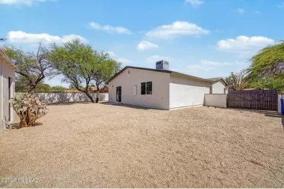 2551 E Monte Vista Drive, Tucson, AZ 85716 - Photo 28