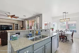 838 E Gunsight Mountain, Sahuarita, AZ 85629 - Photo 10