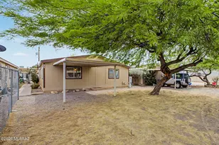 31 W 32nd St, Tucson, AZ 85713 - Photo 2
