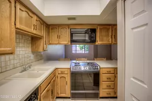 1200 E River Rd, Tucson, AZ 85718 - Photo 10