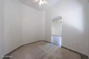 665 E Weckl Pl, Tucson, AZ 85704 - Photo 16
