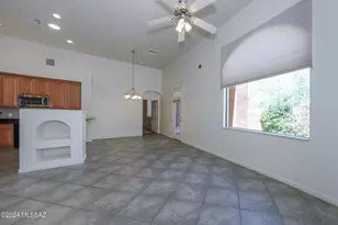 665 E Weckl Pl, Tucson, AZ 85704 - Photo 8