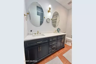 8110 E Rivenoak Circle, Tucson, AZ 85715 - Photo 14