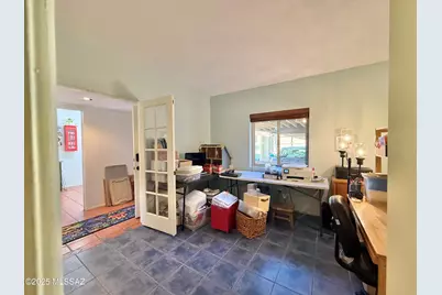 8110 E Rivenoak Circle, Tucson, AZ 85715 - Photo 14
