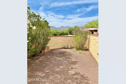 8110 E Rivenoak Circle, Tucson, AZ 85715 - Photo 26